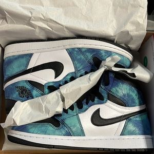 WMNS Air Jordan 1 High OG